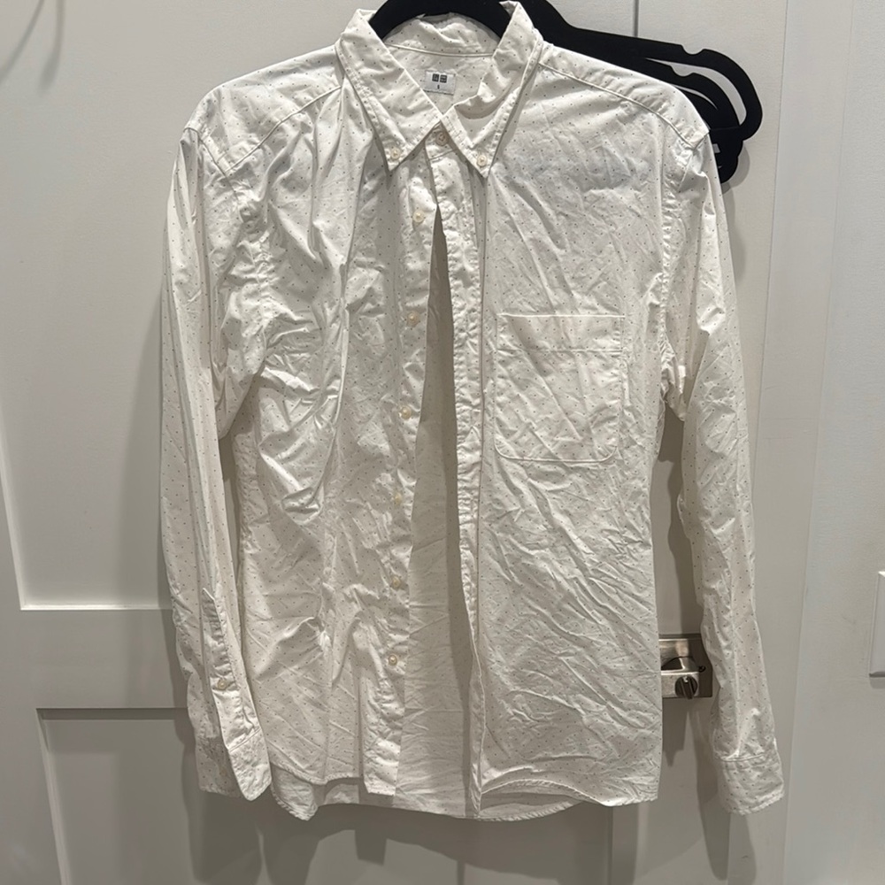 Uniqlo White Casual Button Down Shirt Classic Cotton